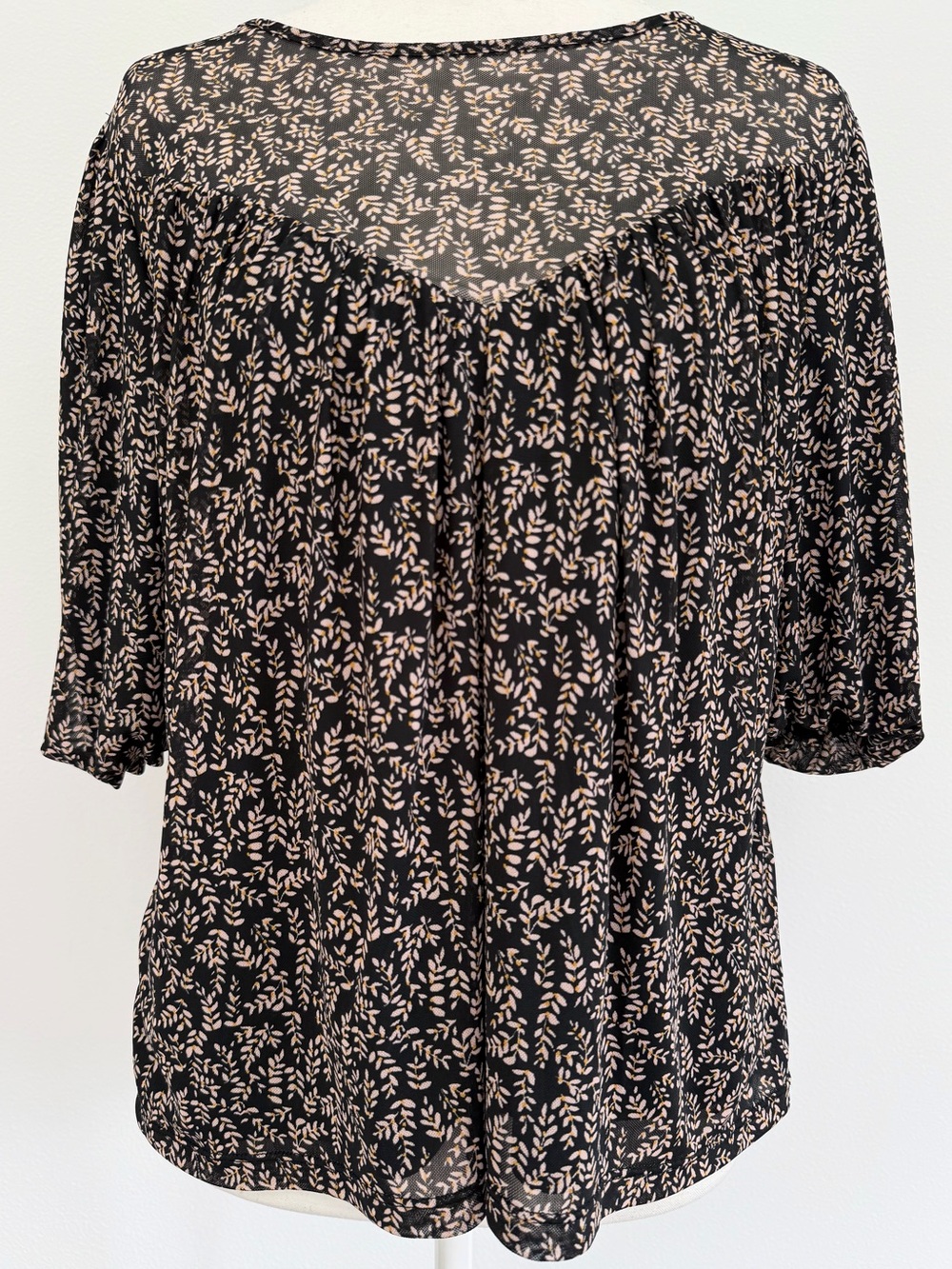 Evereve Black Blouse with Cream Leaf Print
